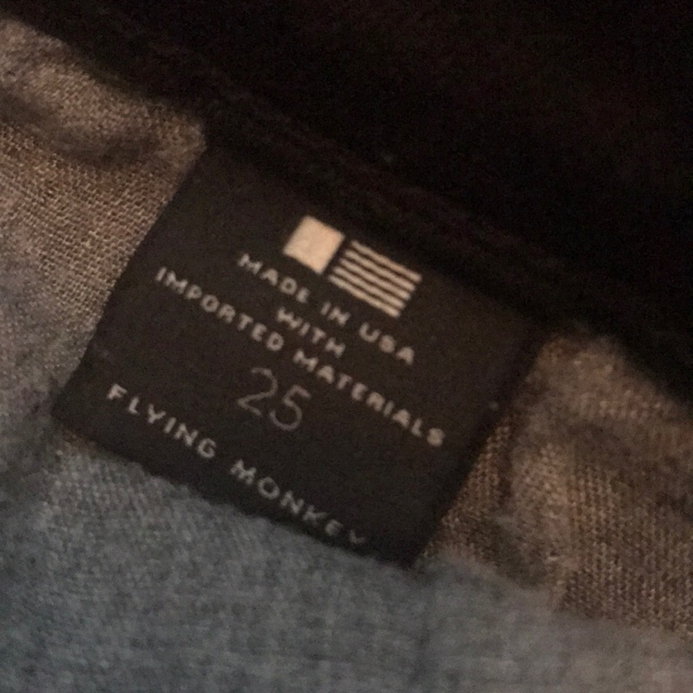 BLACK RIPPED PANTS - Picture 4 of 4